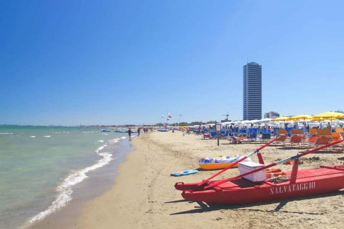 Super Promo Estate 2025 - min. 7 Notti - 1 notte gratis